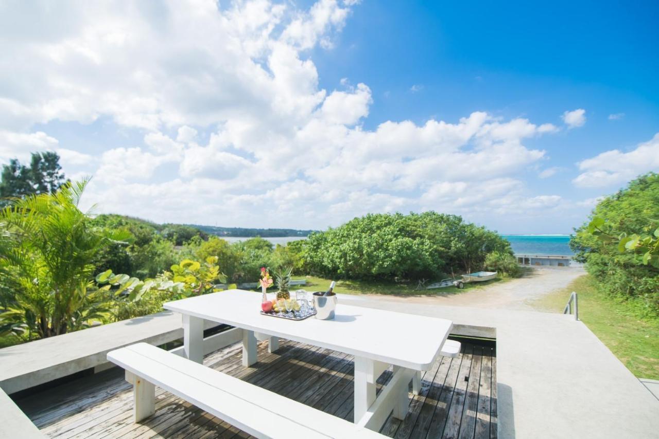 Flex Beach House Motobu Buitenkant foto